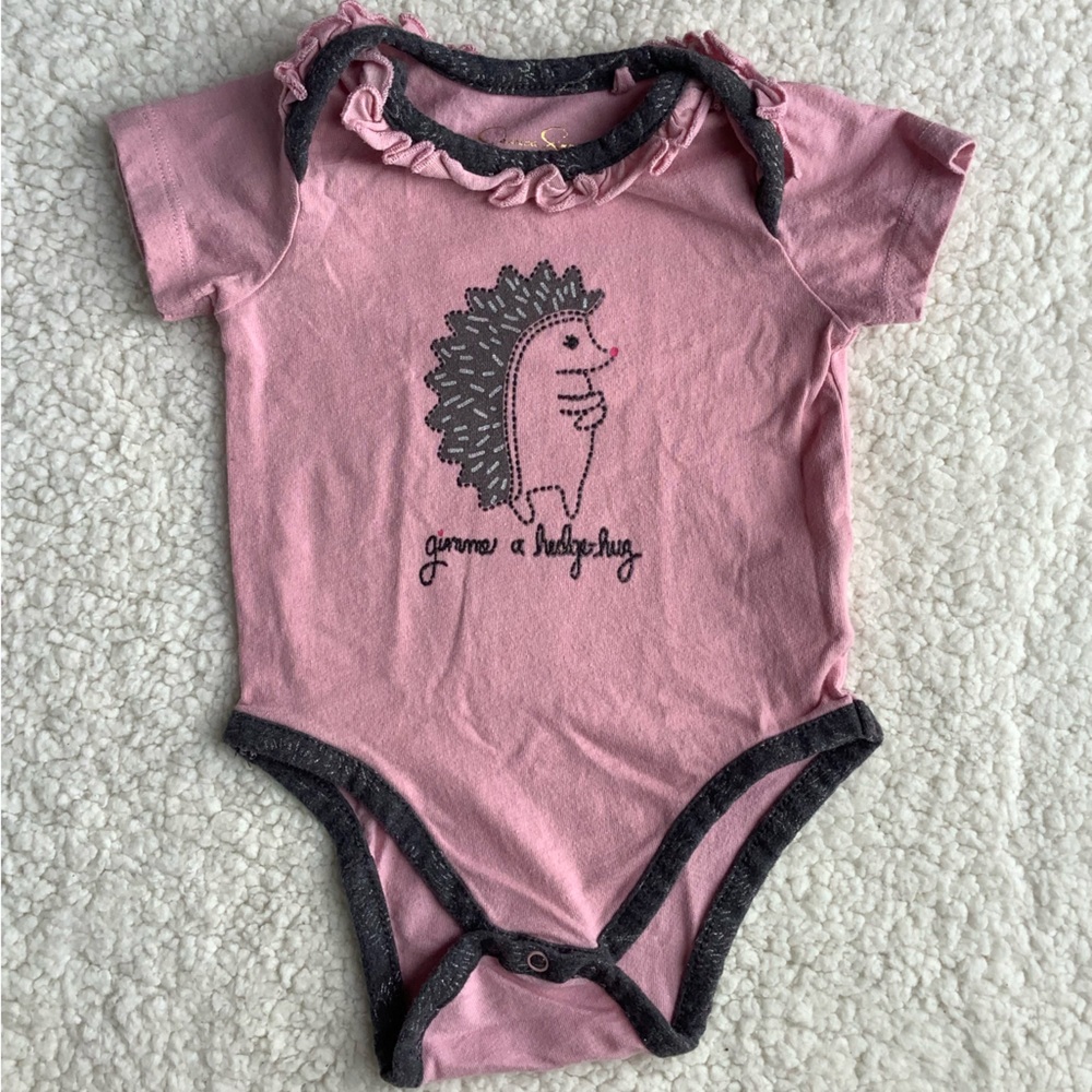 Jessica Simpson Give Me A HedgeHug Hedgehog 3M to 6M Bodysuit 3-6M
